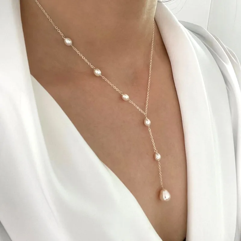 Elegant Cascading Pearl Lariat Necklace
