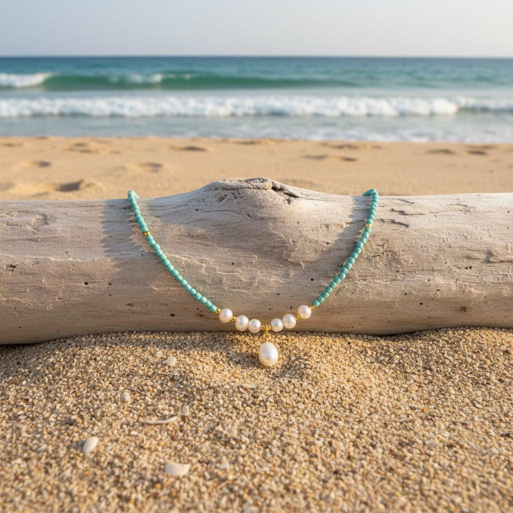 Elegant Turquoise and Pearl Necklace