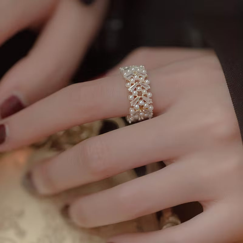 Elegant Pearl Leaf Ring