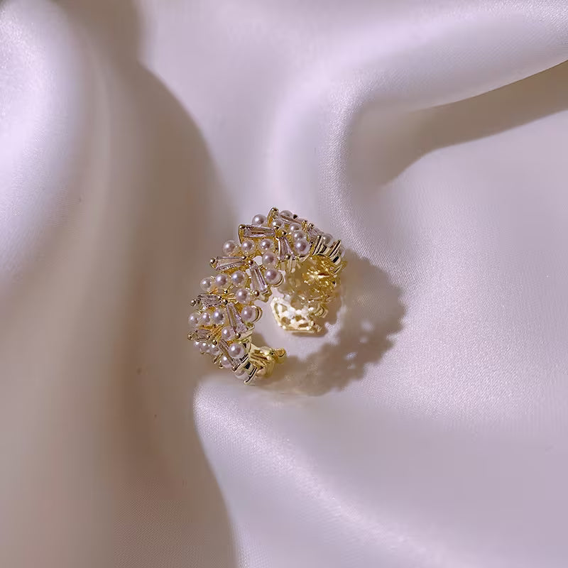 Elegant Pearl Leaf Ring