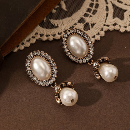 Elegant Vintage-Inspired Pearl Drop Earrings