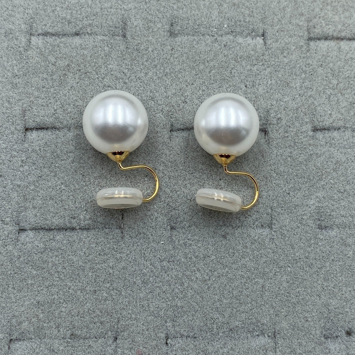 Elegant Gold Spiral Pearl Earrings