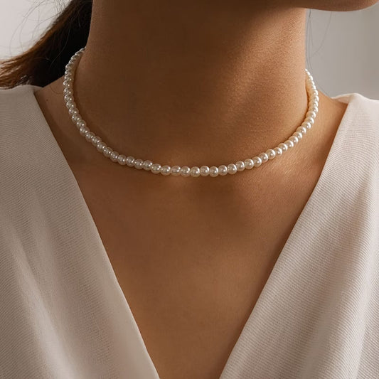 Elegant Pearl Drop Necklace