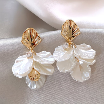 Elegant Pearl Drop Earrings
