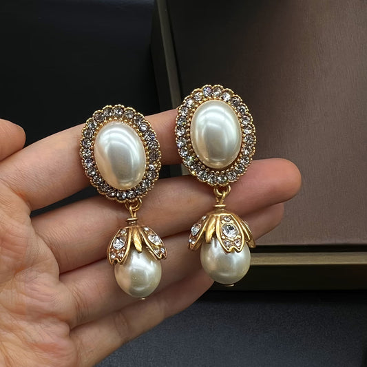 Elegant Vintage-Inspired Pearl Drop Earrings