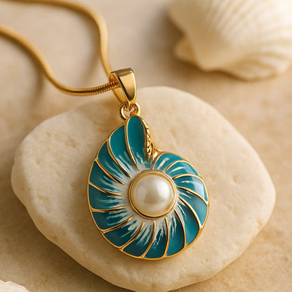 Elegant Seashell Pearl Pendant Necklace