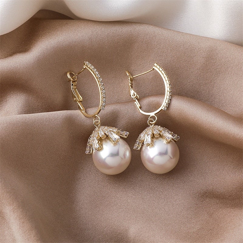Elegant Pearl Drop Earrings