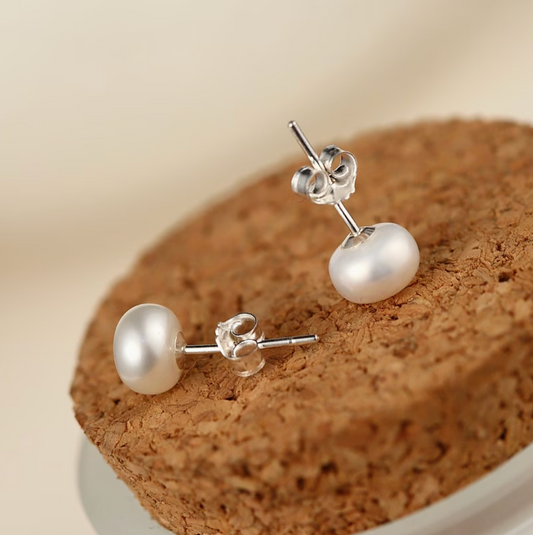 Elegant Classic Pearl Stud Earrings