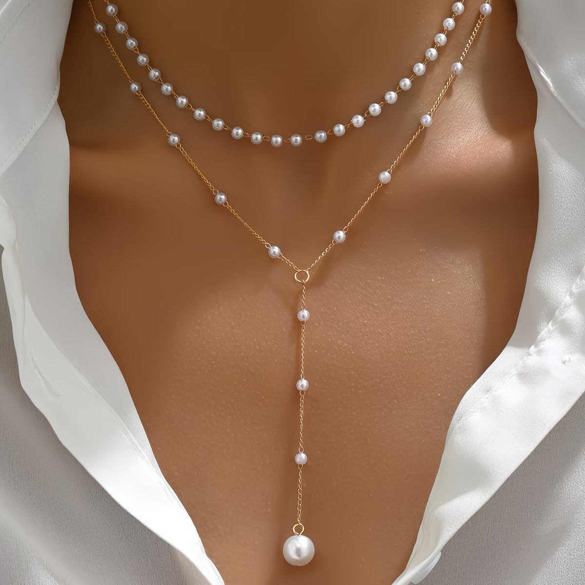 Elegant Graduated Pearl Necklace