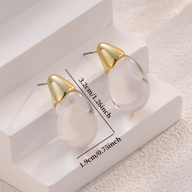 Elegant Gold Teardrop Earrings