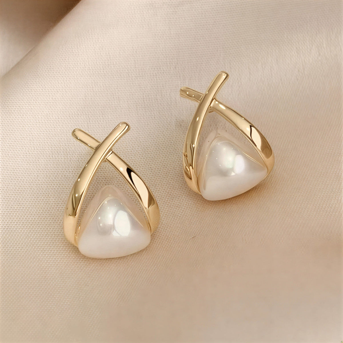 Elegant Pearl Stud Earrings