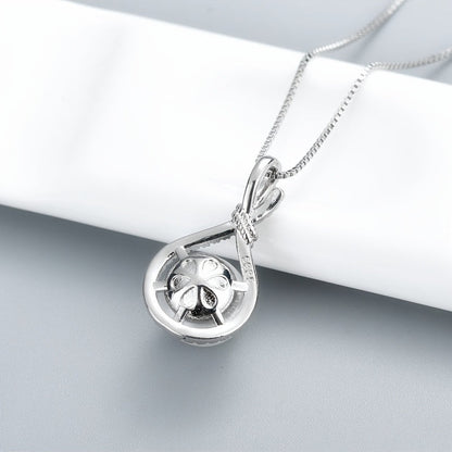 Elegant Twisted Pearl Pendant Necklace