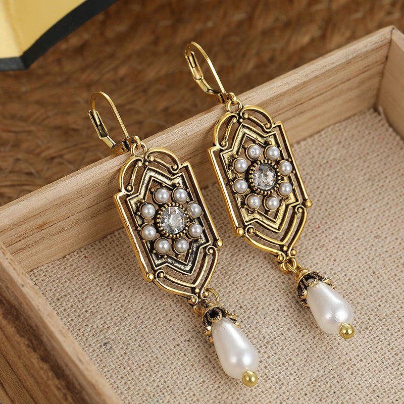 Elegant Vintage-Inspired Pearl Earrings