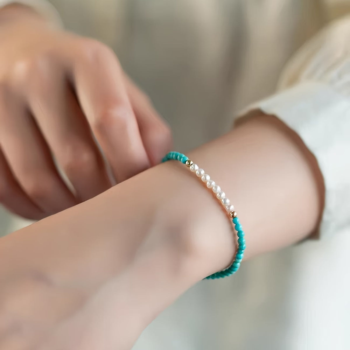 Elegant Turquoise Pearl Bracelet