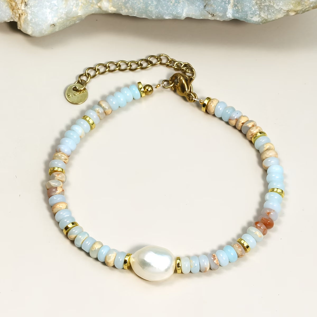 Elegant Turquoise Pearl Bracelet