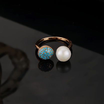 Elegant Pearl and Turquoise Ring