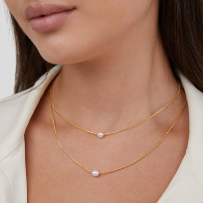 Elegant Layered Pearl Necklace