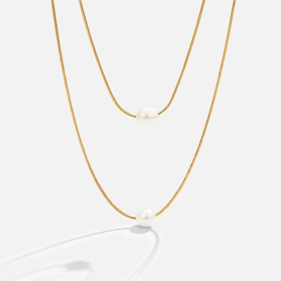 Elegant Layered Pearl Necklace
